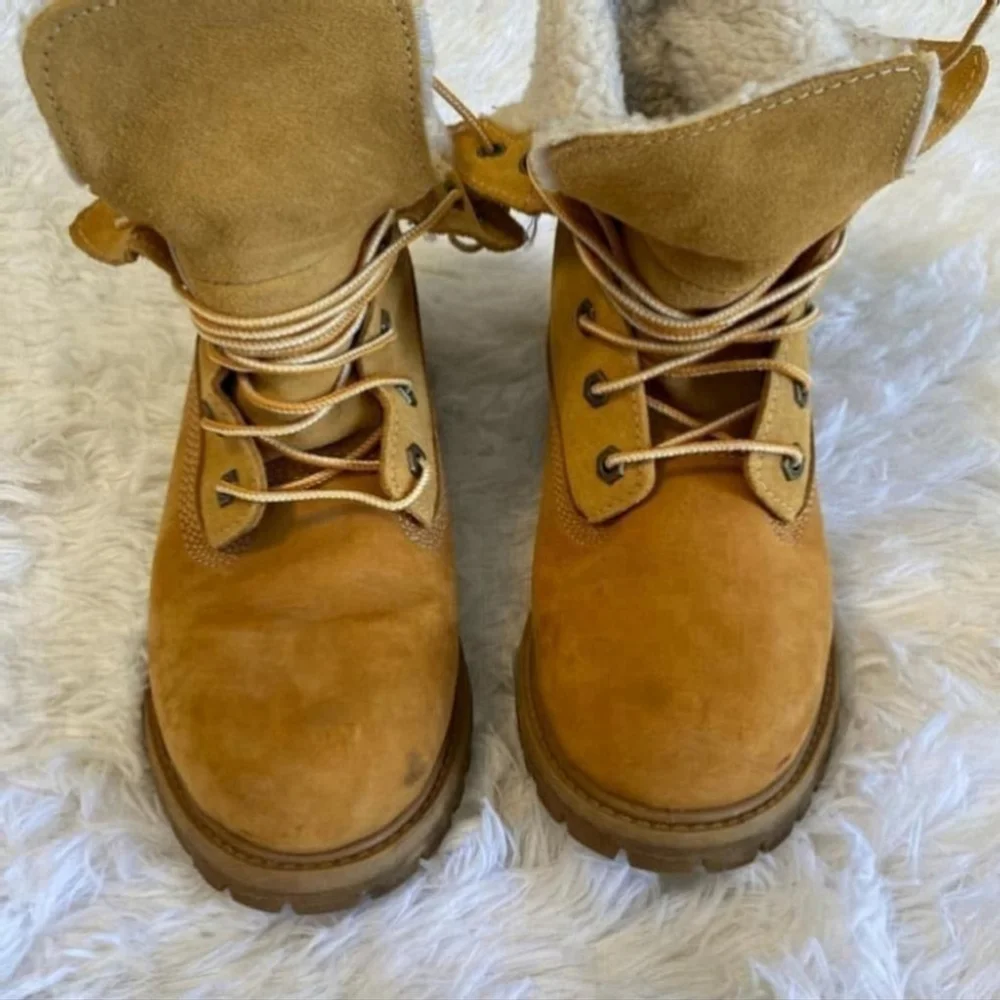 TIMBERLAND workboot fur lined fold down waterproof ankle size 6 1/2
